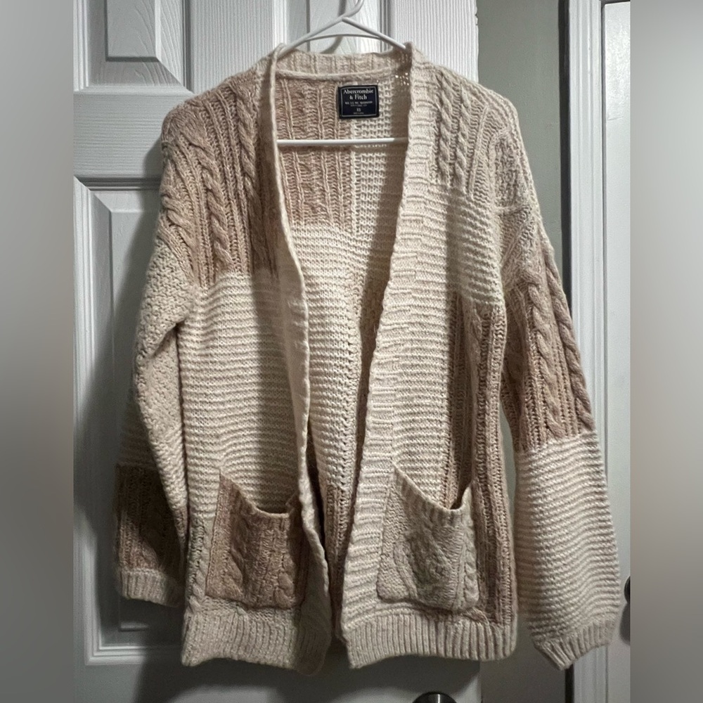 Abercrombie & Fitch Cream and Tan Cardigan